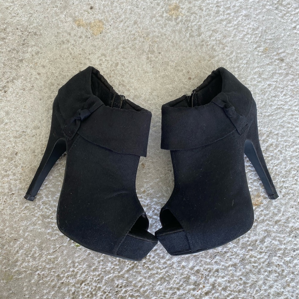 Charlotte Russe open toe booties